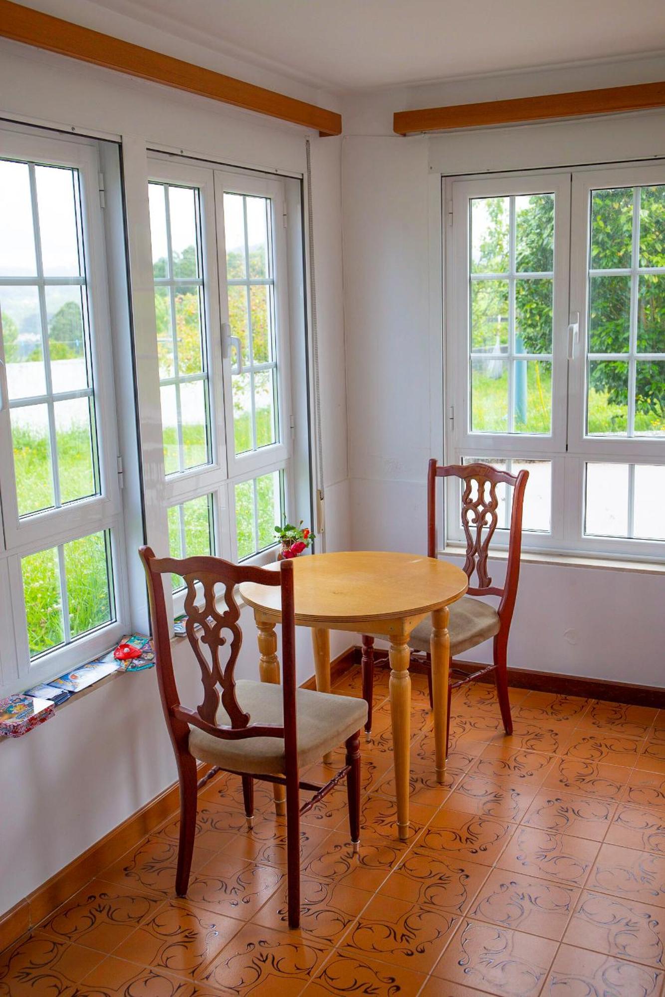 Beachfront Surf & Holiday House, Charming & Quiet Valdoviño Zewnętrze zdjęcie